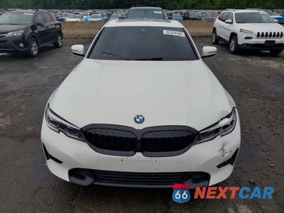 Piąte zdjęcie samochodu w środku: 2020 BMW 330XI VIN:3MW5R7J03L8B45494 - miniatura