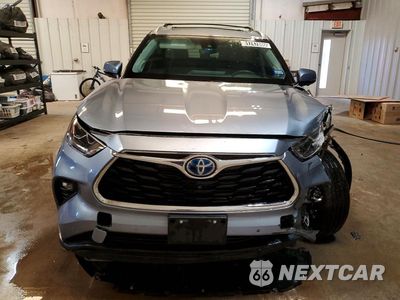 Piąte zdjęcie samochodu w środku: 2023 TOYOTA HIGHLANDER HYBRID LIMITED VIN:5TDYARAH7PS518607 - miniatura