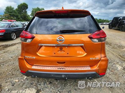 Zdjęcie 6 z 13 samochodu: 2018 NISSAN ROGUE SV VIN:5N1AT2MV8JC820500 - miniatura