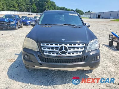 Piąte zdjęcie samochodu w środku: 2010 MERCEDES-BENZ ML 350 VIN:4JGBB5GB8AA619301 - miniatura