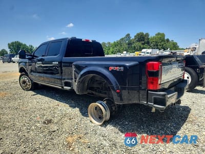 Drugie zdjęcie samochodu z przodu: 2023 FORD F350 SUPER DUTY VIN:1FT8W3DM3PED14349 - miniatura