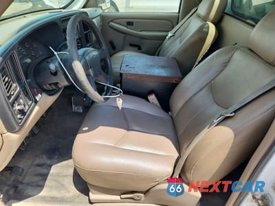 Zdjęcie 7 z 12 samochodu: 2007 CHEVROLET SILVERADO C1500 CLASSIC VIN:1GCEC14X87Z148851 - miniatura