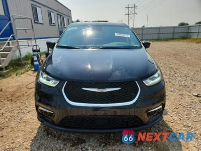 Piąte zdjęcie samochodu w środku: 2023 CHRYSLER PACIFICA TOURING L VIN:2C4RC1BG9PR627438 - miniatura