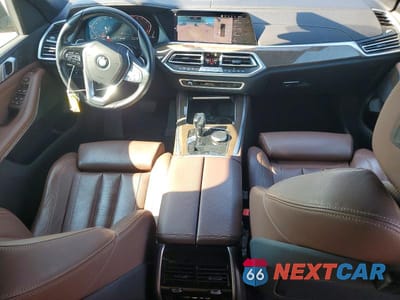 Zdjęcie 8 z 13 samochodu: 2019 BMW X5 XDRIVE40I VIN:5UXCR6C54KLL35081 - miniatura