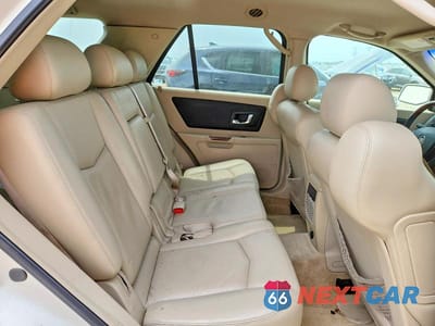 Zdjęcie 11 z 13 samochodu: 2005 CADILLAC SRX VIN:1GYEE637350145456 - miniatura