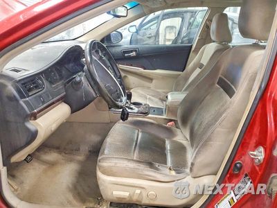 Zdjęcie 7 z 12 samochodu: 2014 TOYOTA CAMRY XLE VIN:4T4BF1FKXER385526 - miniatura