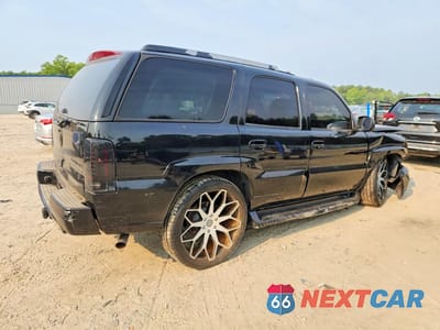 Trzecie zdjęcie samochodu z tyłu: 2005 CADILLAC ESCALADE VIN:1GYEK63N85R139915 - miniatura