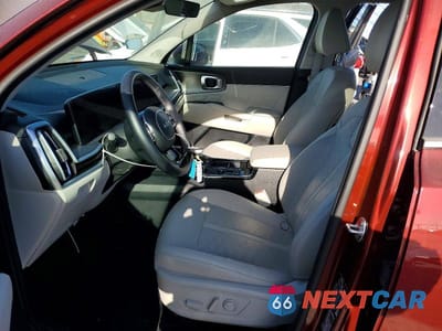 Zdjęcie 7 z 14 samochodu: 2025 KIA SORENTO SX VIN:5XYRK4JFXSG315719 - miniatura