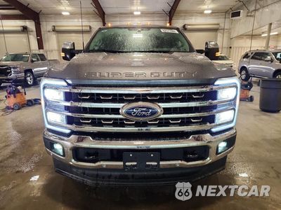 Piąte zdjęcie samochodu w środku: 2026 FORD F350 SUPER DUTY VIN:1FT8W3BT3TEE63431 - miniatura