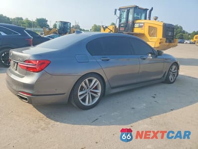 Trzecie zdjęcie samochodu z tyłu: 2016 BMW 750 XI VIN:WBA7F2C52GG419305 - miniatura