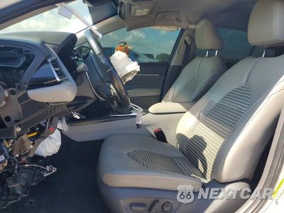 Zdjęcie 7 z 13 samochodu: 2018 TOYOTA CAMRY L AUTOMATIC VIN:4T1B11HK9JU083855 - miniatura