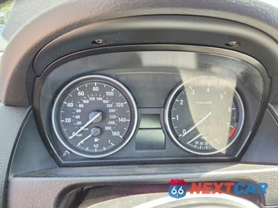 Zdjęcie 9 z 13 samochodu: 2014 BMW X1 XDRIVE28I VIN:WBAVL1C57EVY10789 - miniatura