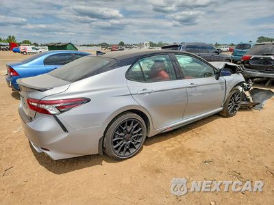 Trzecie zdjęcie samochodu z tyłu: 2022 TOYOTA CAMRY XSE VIN:4T1K61BK5NU047922 - miniatura