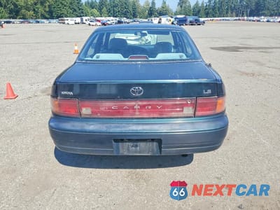 Zdjęcie 6 z 12 samochodu: 1993 TOYOTA CAMRY LE VIN:JT2SK12E2P0150129 - miniatura