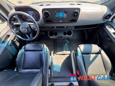 Zdjęcie 9 z 10 samochodu: 2024 MERCEDES-BENZ SPRINTER 2500 VIN:W1Z4NGHY0RT164471 - miniatura