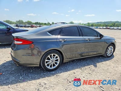 Trzecie zdjęcie samochodu z tyłu: 2017 FORD FUSION SE VIN:3FA6P0HD2HR103774 - miniatura
