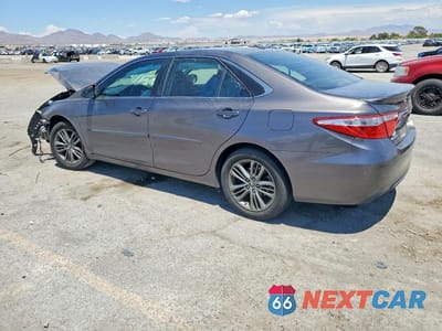 Drugie zdjęcie samochodu z przodu: 2015 TOYOTA CAMRY SE VIN:4T1BF1FKXFU477411 - miniatura