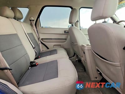Zdjęcie 10 z 12 samochodu: 2008 FORD ESCAPE XLT VIN:1FMCU03118KC98348 - miniatura