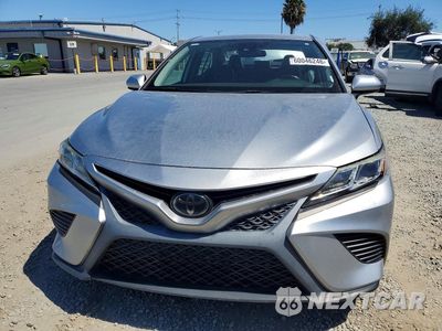 Piąte zdjęcie samochodu w środku: 2019 TOYOTA CAMRY SE VIN:4T1B11HK0KU805781 - miniatura