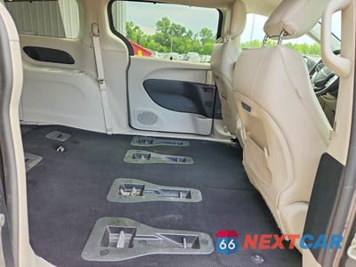 Zdjęcie 11 z 13 samochodu: 2021 CHRYSLER PACIFICA HYBRID TOURING L VIN:2C4RC1L71MR576964 - miniatura