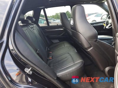 Zdjęcie 10 z 12 samochodu: 2016 BMW X5 M VIN:5YMKT6C58G0R77866 - miniatura