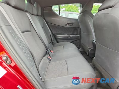 Zdjęcie 10 z 12 samochodu: 2018 TOYOTA C-HR XLE PREMIUM VIN:NMTKHMBXXJR045172 - miniatura