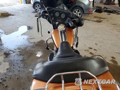 Zdjęcie 6 z 9 samochodu: 2008 HARLEY-DAVIDSON FLHTCUI 105TH ANNIVERSARY EDITION VIN:1HD1FC4408Y603205 - miniatura