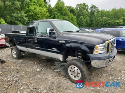 Czwarte zdjęcie samochodu z boku: 2006 FORD F250 SUPER DUTY VIN:1FTSX21P36EB21855 - miniatura