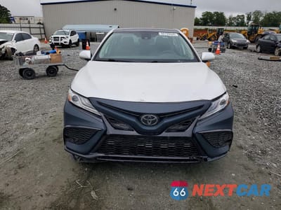 Piąte zdjęcie samochodu w środku: 2020 TOYOTA CAMRY XSE VIN:4T1K61AK9LU953344 - miniatura