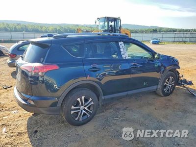 Trzecie zdjęcie samochodu z tyłu: 2017 TOYOTA RAV4 LE VIN:JTMZFREVXHJ134616 - miniatura