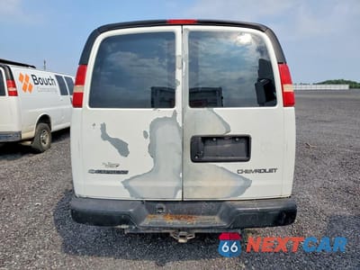 Zdjęcie 6 z 13 samochodu: 2004 CHEVROLET EXPRESS 3500 DELIVERY VAN VIN:1GCHG35U641126889 - miniatura