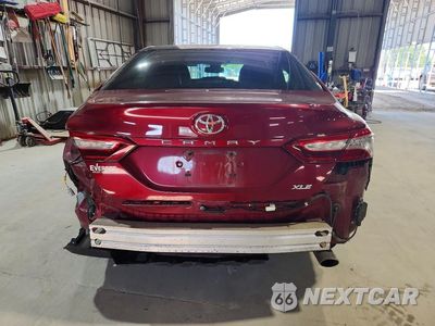 Zdjęcie 6 z 13 samochodu: 2018 TOYOTA CAMRY XLE VIN:4T1B11HK1JU658899 - miniatura