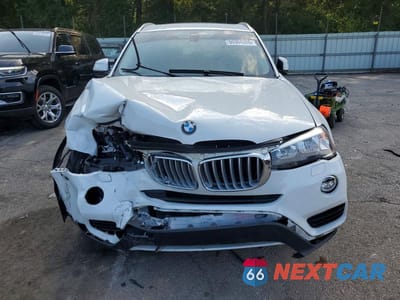 Piąte zdjęcie samochodu w środku: 2017 BMW X3 SDRIVE28I VIN:5UXWZ7C3XH0V93620 - miniatura