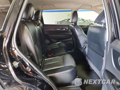 Zdjęcie 11 z 14 samochodu: 2018 NISSAN ROGUE SL VIN:JN8AT2MT2JW456340 - miniatura