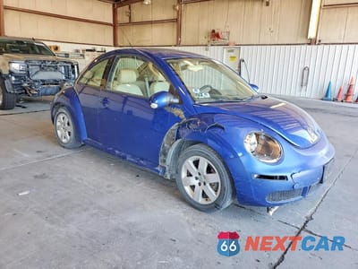 Czwarte zdjęcie samochodu z boku: 2007 VOLKSWAGEN NEW BEETLE 2.5L OPTION PACKAGE 1 VIN:3VWRW31C87M521343 - miniatura