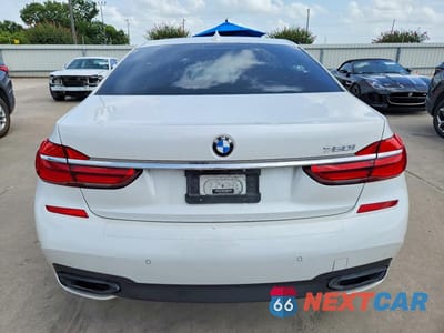 Zdjęcie 6 z 12 samochodu: 2019 BMW 750 I VIN:WBA7F0C56KGM25864 - miniatura