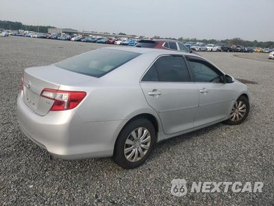 Trzecie zdjęcie samochodu z tyłu: 2012 TOYOTA CAMRY LE VIN:4T1BF1FK6CU131108 - miniatura