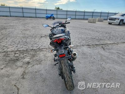 Czwarte zdjęcie samochodu z boku: 2024 KAWASAKI EX500 VIN:ML5EXGG10RDA08126 - miniatura