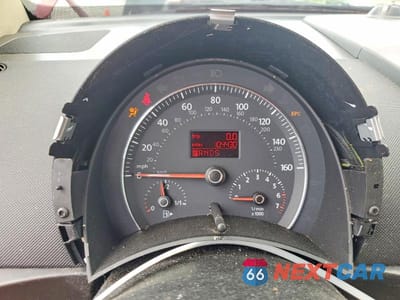 Zdjęcie 9 z 12 samochodu: 2006 VOLKSWAGEN NEW BEETLE CONVERTIBLE OPTION PACKAGE 1 VIN:3VWRF31YX6M327908 - miniatura