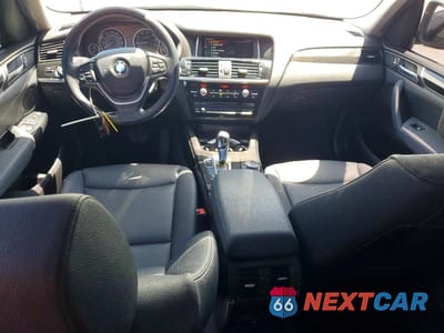 Zdjęcie 8 z 13 samochodu: 2017 BMW X3 SDRIVE28I VIN:5UXWZ7C3XH0X39370 - miniatura