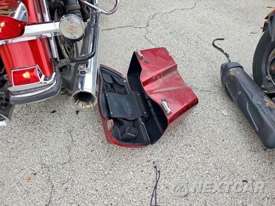 Zdjęcie 9 z 10 samochodu: 2008 HARLEY-DAVIDSON FLHTCUI VIN:1HD1FC4118Y688335 - miniatura