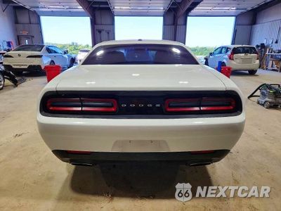 Zdjęcie 6 z 12 samochodu: 2015 DODGE CHALLENGER SXT VIN:2C3CDZAG8FH708507 - miniatura