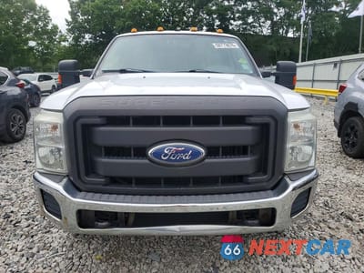 Piąte zdjęcie samochodu w środku: 2011 FORD F250 SUPER DUTY VIN:1FT7X2A67BEC42119 - miniatura