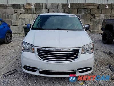 Piąte zdjęcie samochodu w środku: 2016 CHRYSLER TOWN & COUNTRY TOURING L VIN:2C4RC1CG0GR200809 - miniatura