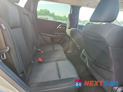 Zdjęcie 11 z 13 samochodu: 2022 MITSUBISHI OUTLANDER ES VIN:JA4J3TA88NZ007244 - miniatura