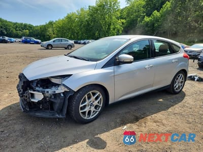 2015 FORD FOCUS SE 1FADP3K22FL283818 - główne zdjęcie licytacji z USA - miniatura