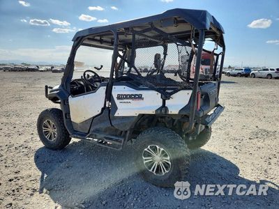 Trzecie zdjęcie samochodu z tyłu: 2016 HONDA SXS1000M UTILITY VEHICLE VIN:1HFVE0421G4002755 - miniatura