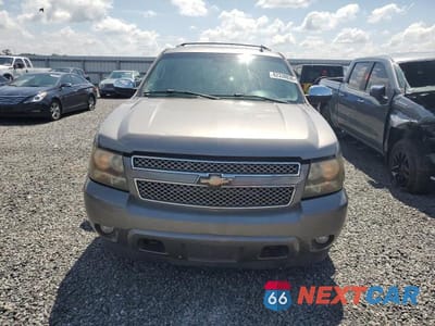 Piąte zdjęcie samochodu w środku: 2008 CHEVROLET SUBURBAN K1500 LS VIN:3GNFK16328G136074 - miniatura