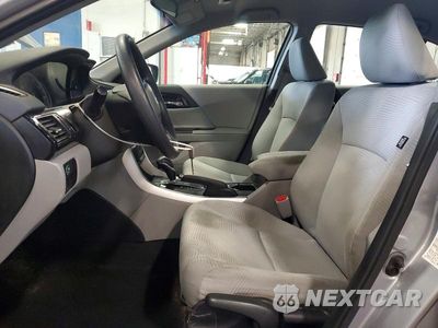 Zdjęcie 7 z 12 samochodu: 2016 HONDA ACCORD LX VIN:1HGCR2F34GA218156 - miniatura