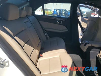 Zdjęcie 10 z 12 samochodu: 2012 MERCEDES-BENZ E 350 VIN:WDDHF5KB1CA543312 - miniatura